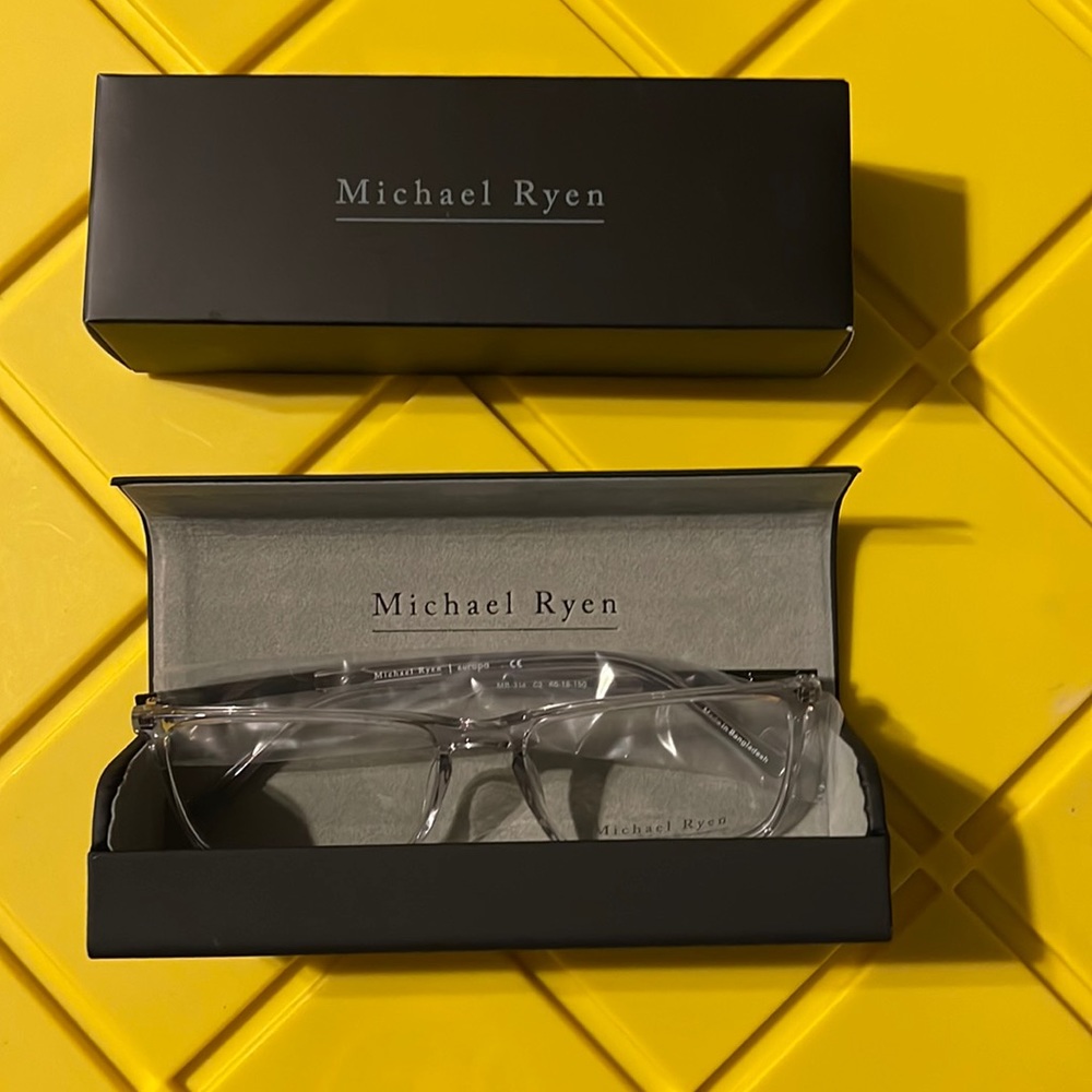 Michael Ryen MR314 Eyeglasses